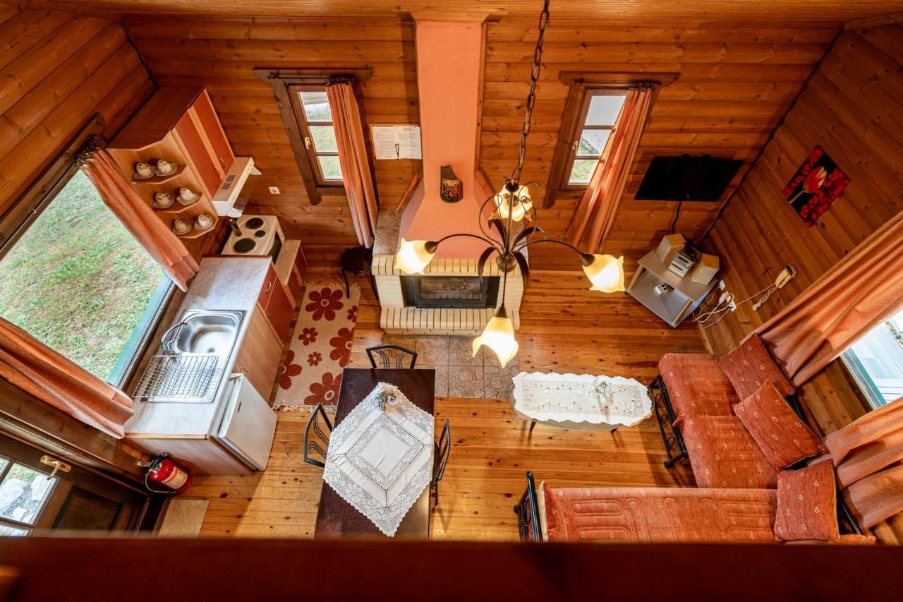 Chalet Likouresi Village Karpenísion Extérieur photo
