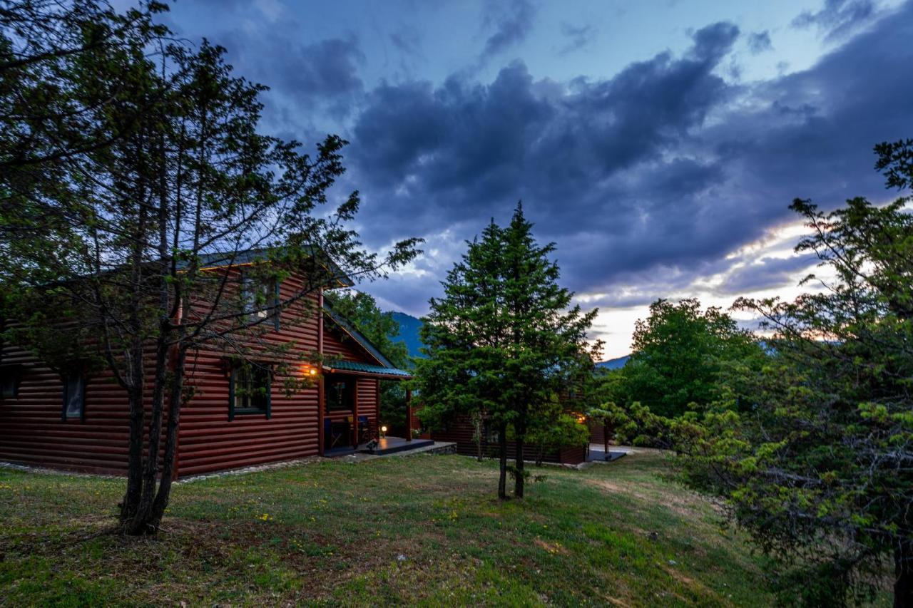 Chalet Likouresi Village Karpenísion Extérieur photo