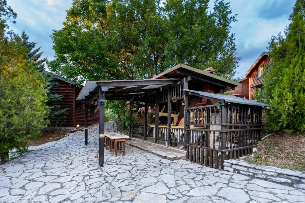 Chalet Likouresi Village Karpenísion Extérieur photo